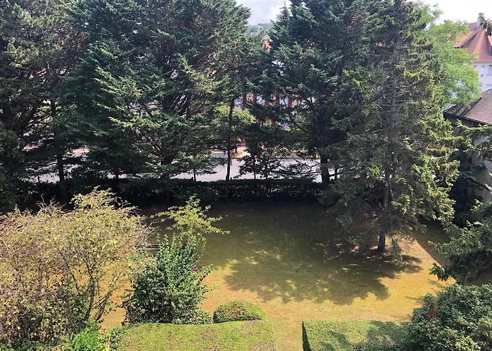 Beau studio terrasse vue jardin - à 2 pas de la mer